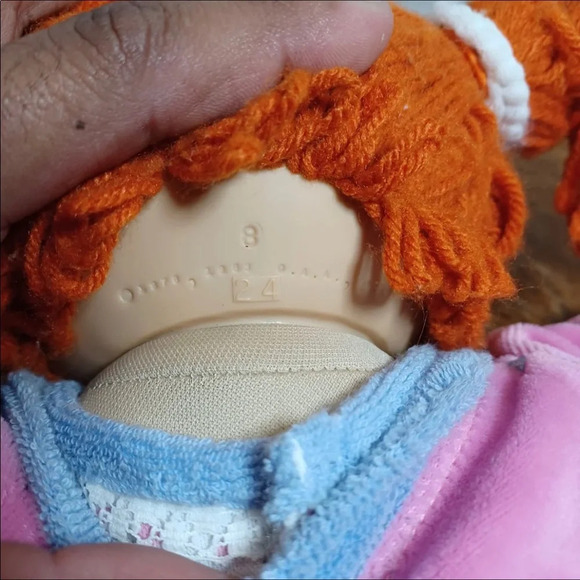 Vintage Cabbage Patch Kid  - Red Double Pony Hair & Green Eyes Girl. - Picture 4 of 6